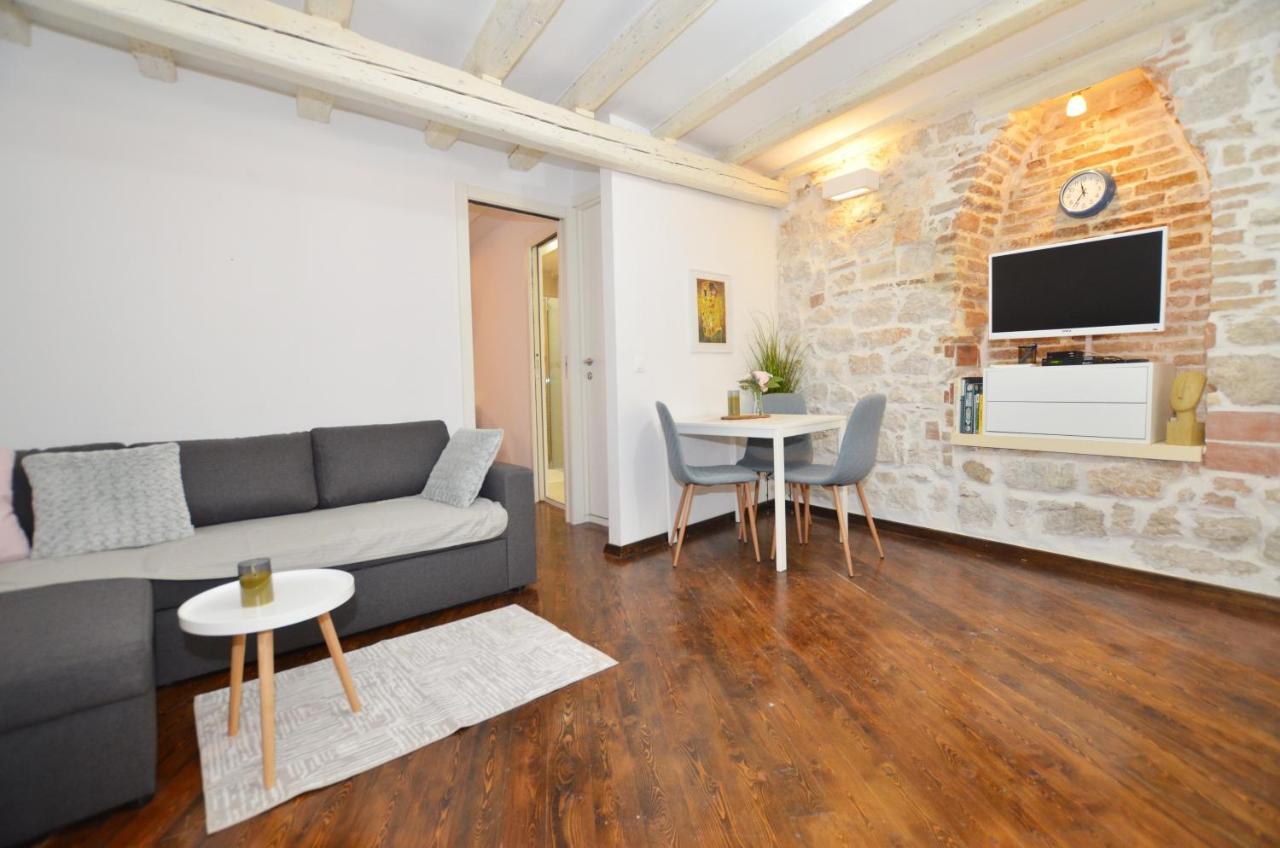 Pisinium Apartment Rovinj Exterior photo